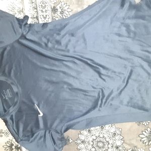 Nike dry fit shirt